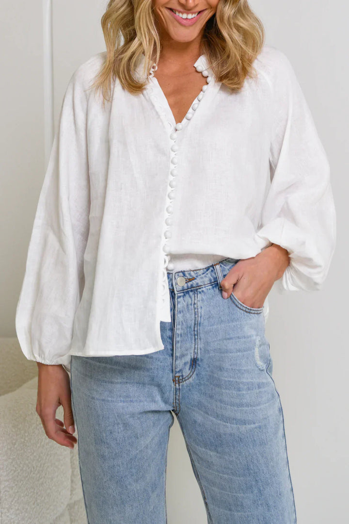 Classic White Dress Shirt for Effortless Style