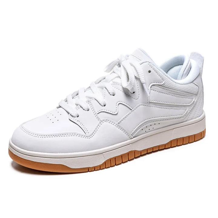 Retro low-top trainers with contrasting details