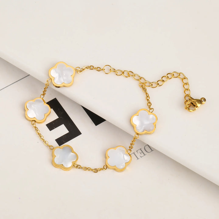 Chantelle™ Five-Leaf Clover Bracelet