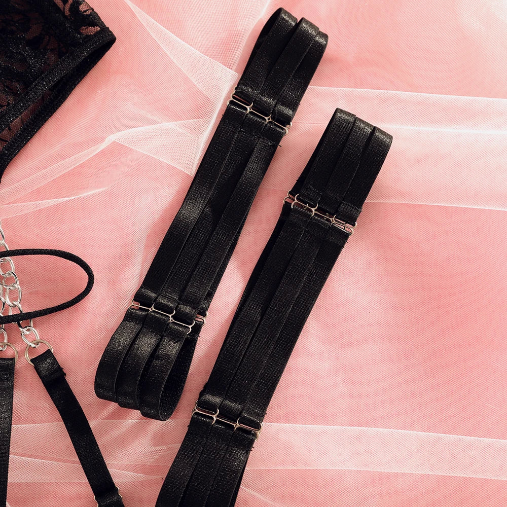 Elegant Bianca Lingerie Set for a Touch of Luxury