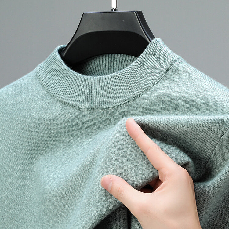 Luxurious Cashmere Sweater for Men with Stylish Bottom Hem