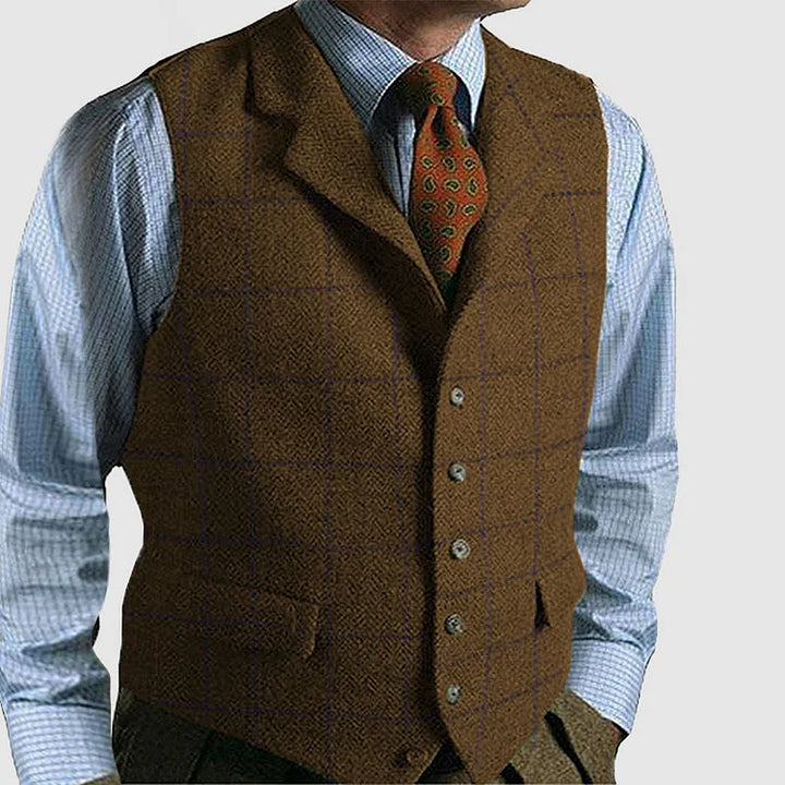 Chic Vintage-Style Checked Sleeveless Cardigan