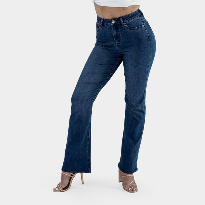 Indigo Impact Flare Fit Jeans - Elevate Your Style!