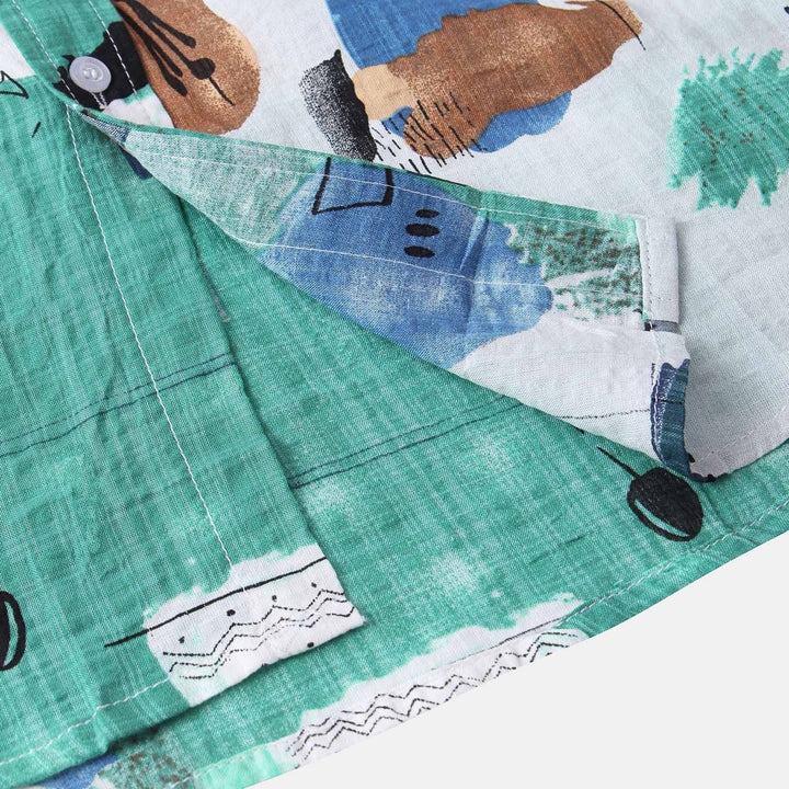 Stylish Short-Sleeve Casual Shirt with Eye-Catching Abstract Design
